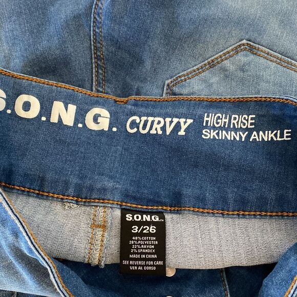 Curvy High Rise Skinny Ankle Jeans - Picture 3 of 6